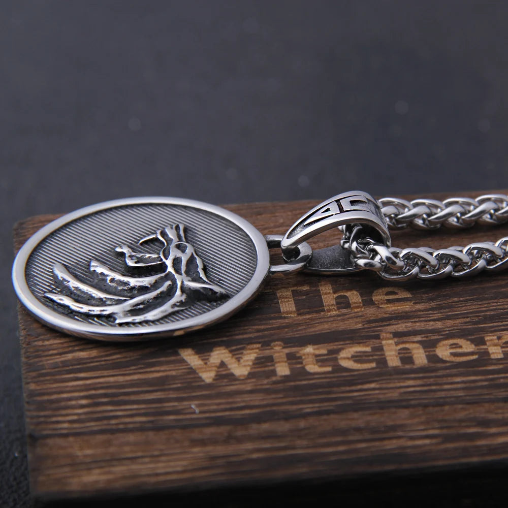 THE WITCHER WOLF *PREMIUM* NECKLACE